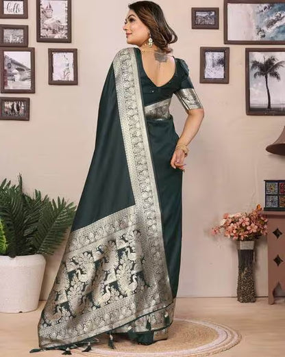 Premium Black Banarasi Silk Saree With Exclusive Work