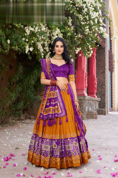 Ethnic Motifs Printed Semi Stitched Lehenga & Unstitched Blouse With Dupatta
