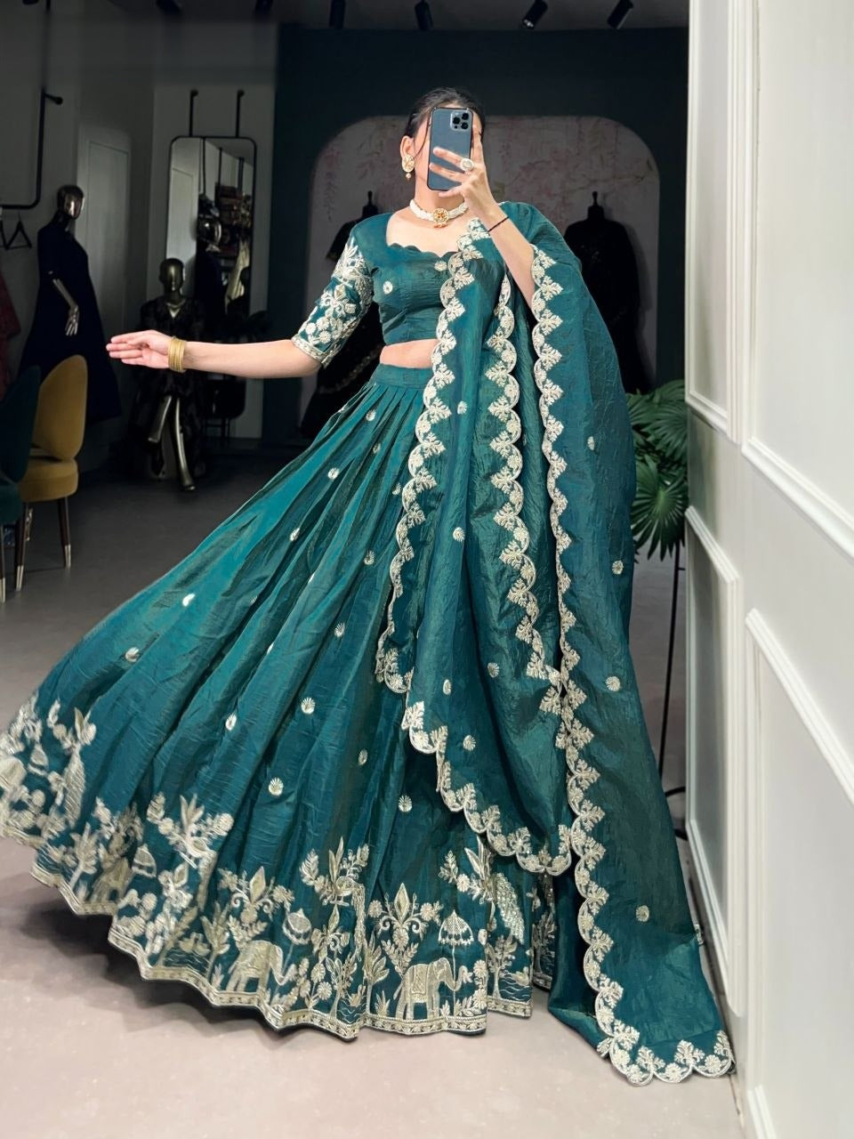 Latest Gold Crush Lehenga Choli With Thread Embroidery Work