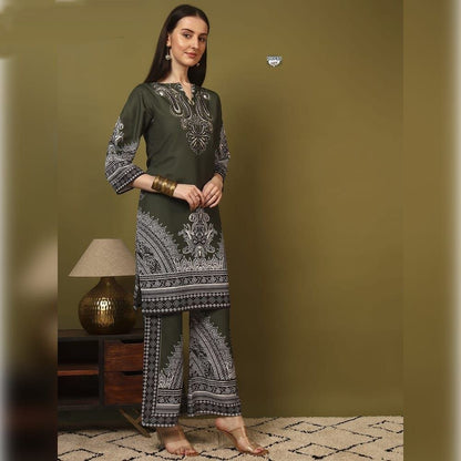Classy Designer Rayon Co-Ord Set With Printed Work