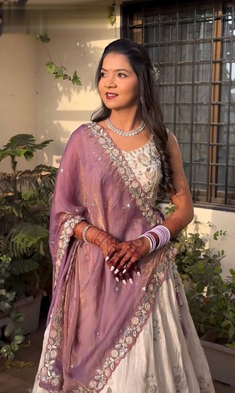 Elegant Off-White Lehenga With Floral Embroidery Work Along With Lavender Dupatta
