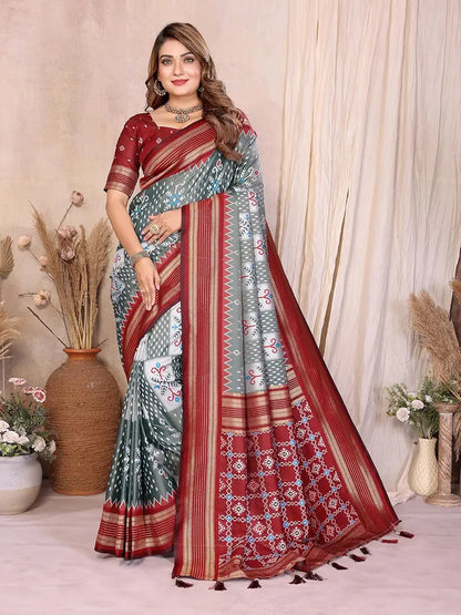 Grey Soft Silk Weaving Saree With Rich Zari Border