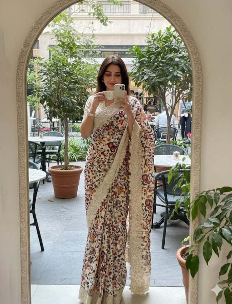 Trendy Pure Tussar Silk Saree With Cutwork Border and Floral Pattern