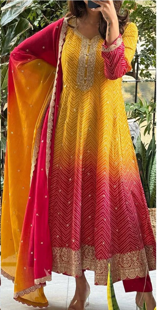 Latest Dual-Tone Salwar Suit With Embroidery Work