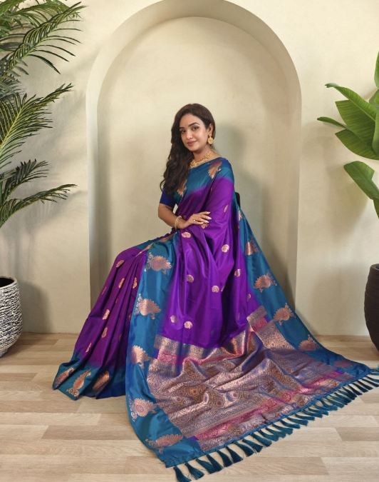 Premium Dual Tone Silk Saree With All Over Zari Weaves