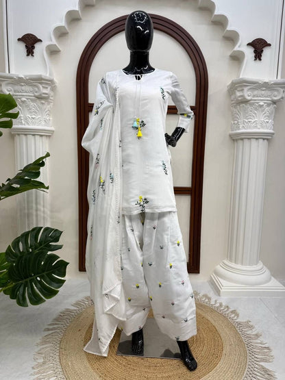 Classy White Chanderi Salwar Suit Set With Thread Work