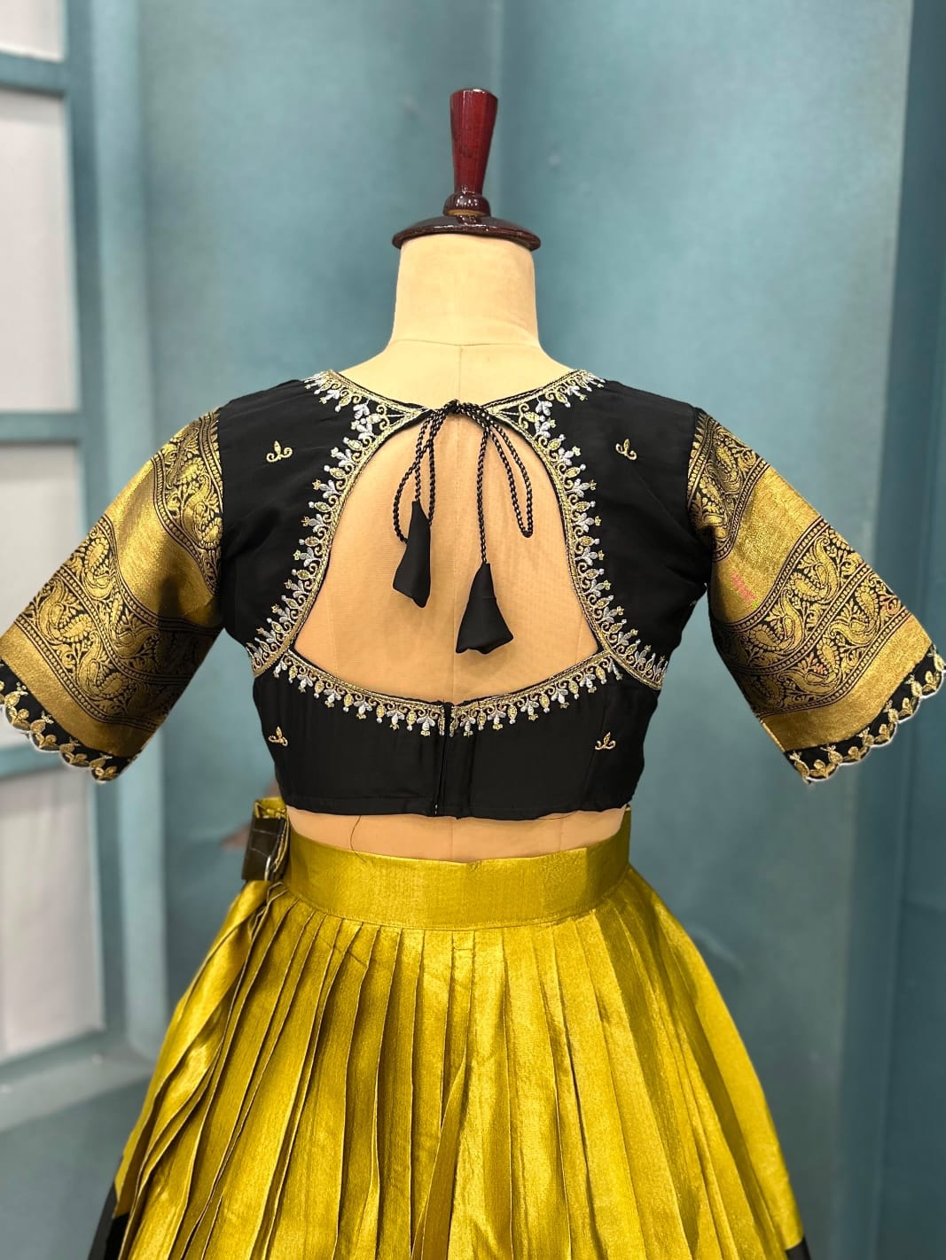 Premium Green Pure Kanjivaram Silk Lehenga Choli With Embroidery Work On Blouse & Dupatta