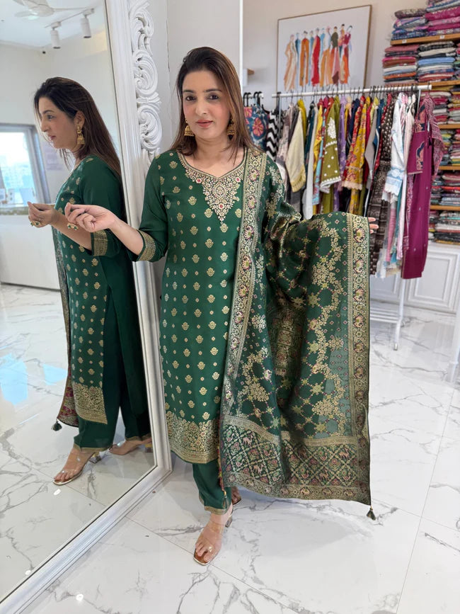 Trendy Emerald Banarasi Suit Set With Printed Work