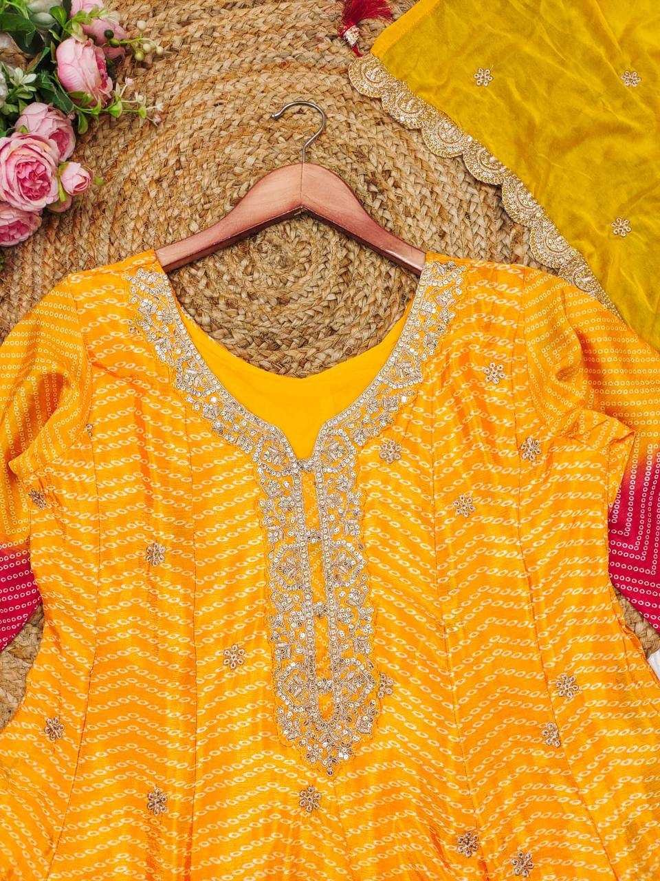 Latest Dual-Tone Salwar Suit With Embroidery Work