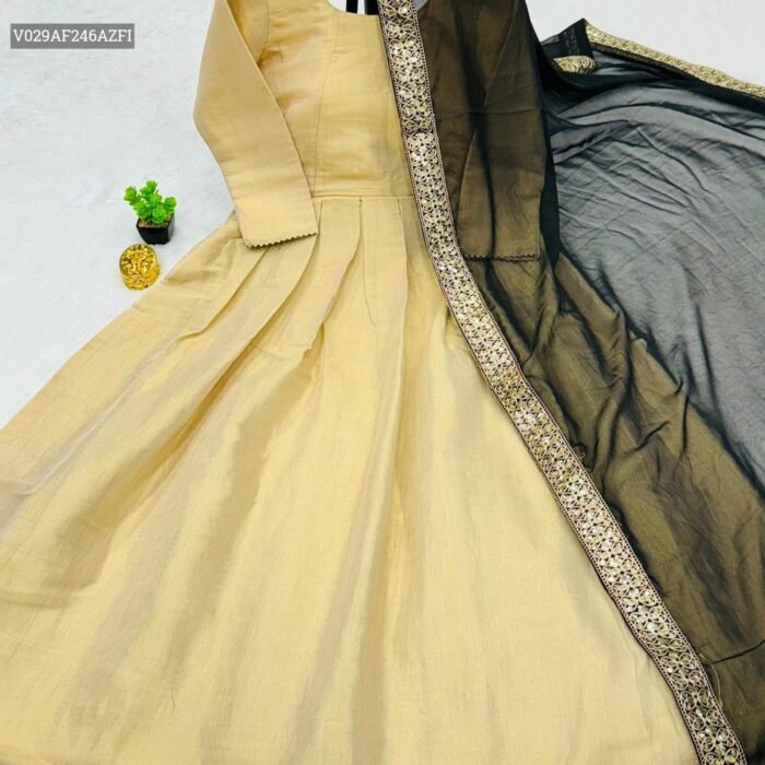 Dresses & Gowns