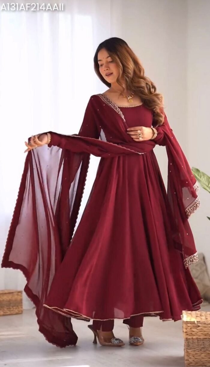 Dresses & Gowns