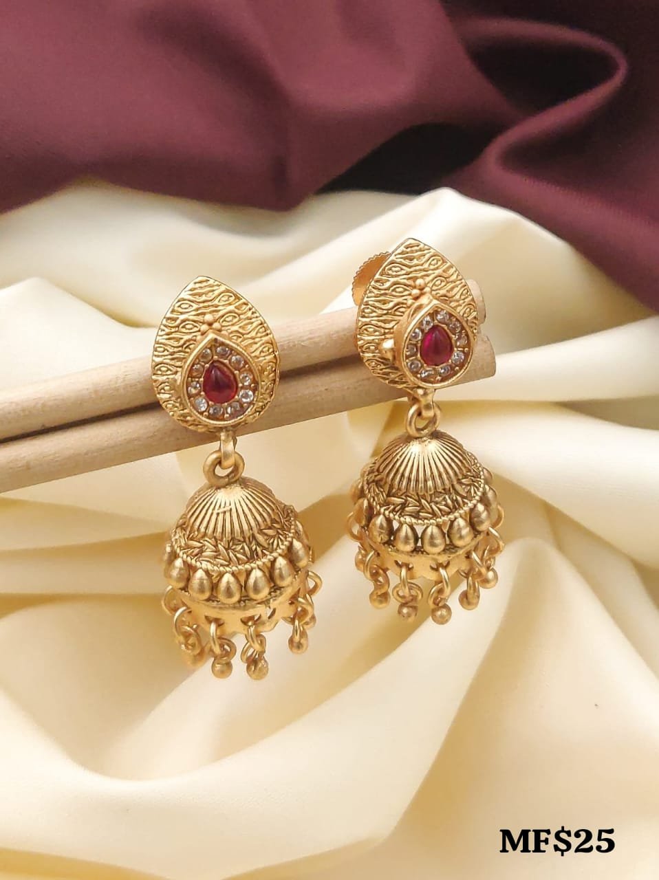 9d3ebd12-d5a9-4d78-8f74-d2a71496015f