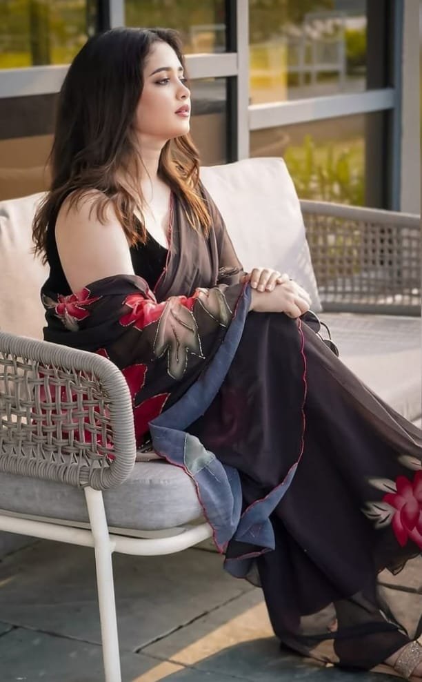 69eb41af-019e-4fa4-b2b3-a6123a91470e