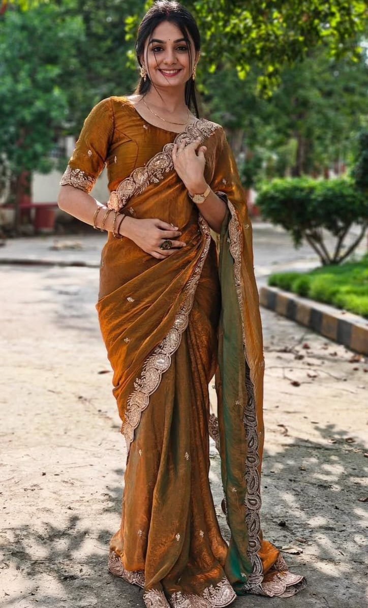 ce7cb3c1-f22f-440a-9876-035855bec035