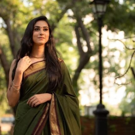 Exclusive Banarasi Silk Saree With Jacquard Work