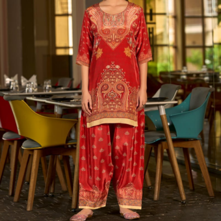 Elegant Pure Crepe Abstract Printed Co-Ord Set