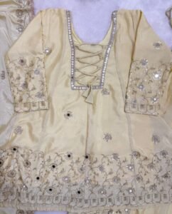 Review photo by Varshika Gupta