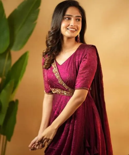 63ccf0a5-40f0-4b27-b7bf-bb96bb3ffe04