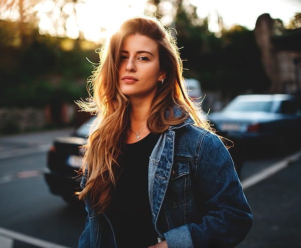women-face-portrait-denim-wallpaper-preview